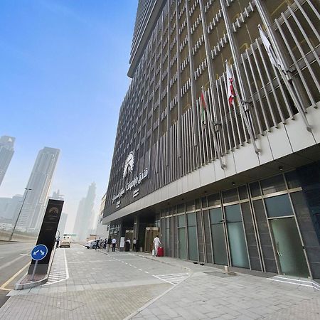 شقة Aliving Luxe 2Br With Burj Khalifa View Infinity Pool Midtown-4704 دبي المظهر الخارجي الصورة